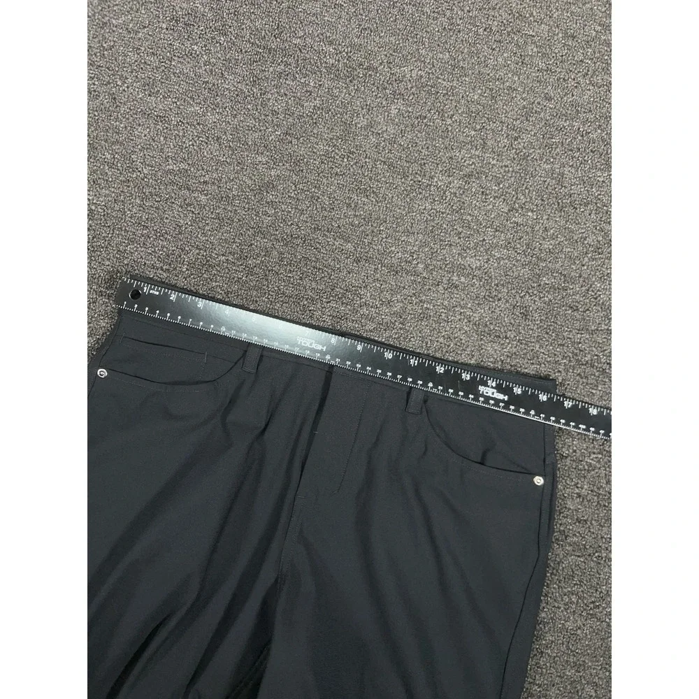 Quince Pants Men's 32x30 Everyday 5 Pocket Tech Pant Black Classic Performance